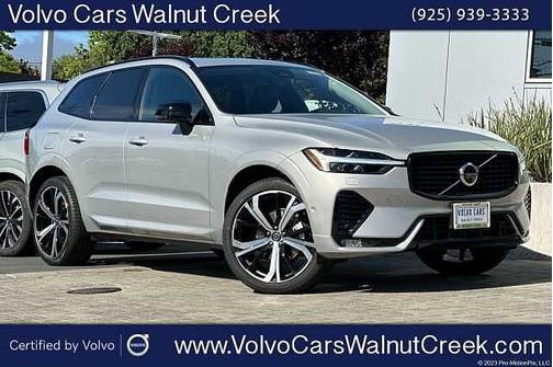 Silver Dawn 2023 Volvo XC60 B5 FWD Ultimate Dark