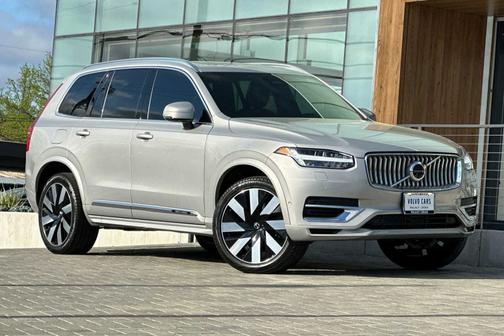2024 Volvo XC90 Recharge Plug-In Hybrid T8 Ultimate Bright 7-Seater