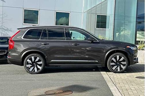 2023 Volvo XC90 Ultimate Bright 7-Seater