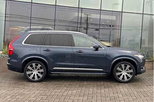 2023 Volvo XC90 B6 AWD Ultimate 6-Seater