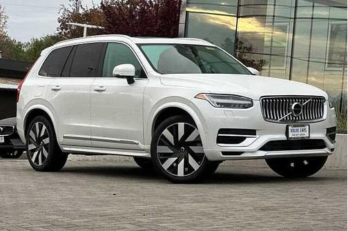 2023 Volvo XC90 Ultimate 6-Seater