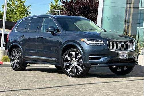 Denim Blue 2024 Volvo XC90 Plus