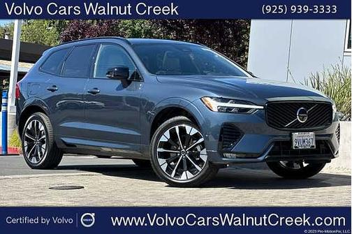 Denim Blue 2026 Volvo XC60 Plus