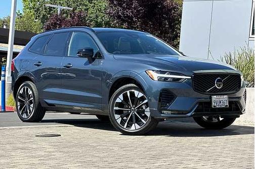 Denim Blue 2026 Volvo XC60 Plus