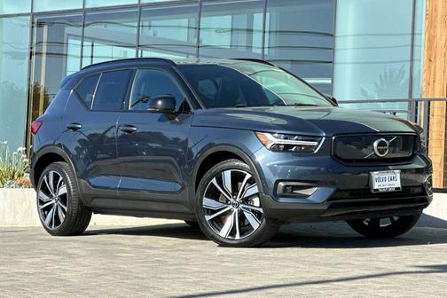 2022 Volvo XC40 Recharge Pure Electric Plus