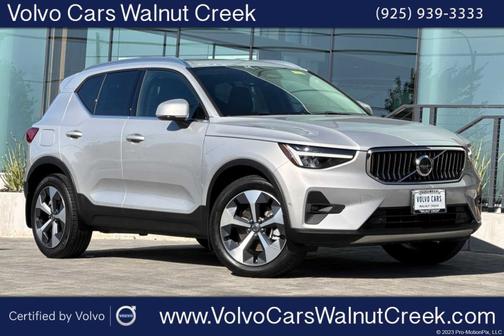 2023 Volvo XC40 B5 AWD Plus Bright