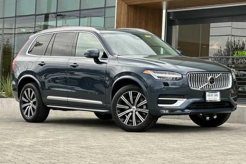 2025 Volvo XC90 B6 Plus 7-Seater