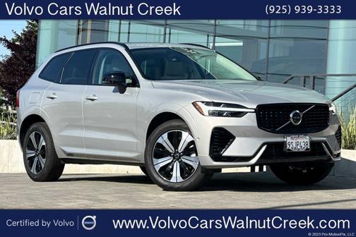 2024 Volvo XC60 Recharge Plug-In Hybrid T8 Plus Dark