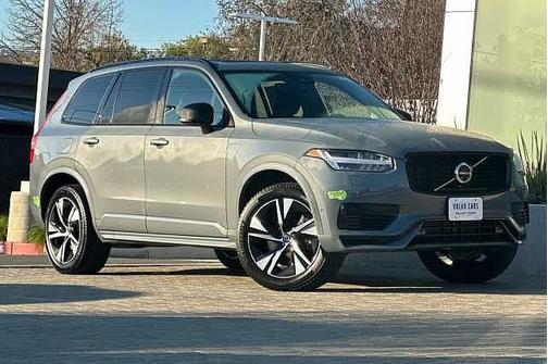 2023 Volvo XC90 Plus