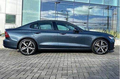 2025 Volvo S60 Core