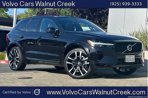 Onyx Black 2023 Volvo XC60 Ultimate Dark