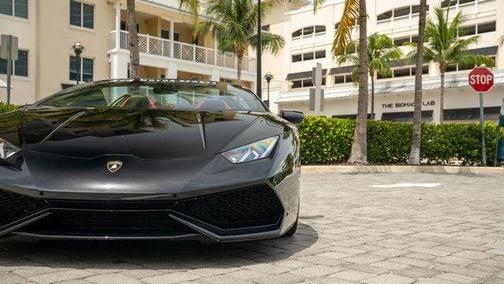 2016 Lamborghini Huracan LP610-4S