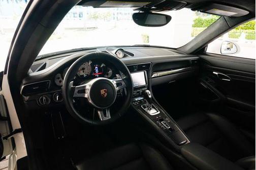 2014 Porsche 911 Turbo S