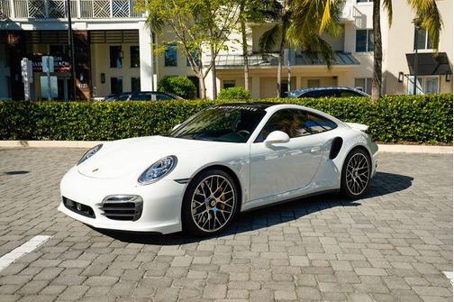 2014 Porsche 911 Turbo S