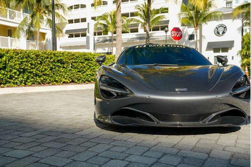 2018 McLaren 720S Base