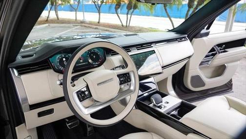 2025 Land Rover Range Rover P530 Autobiography