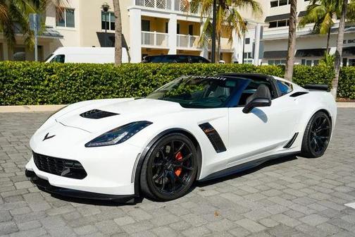 Arctic White 2019 Chevrolet Corvette Z06