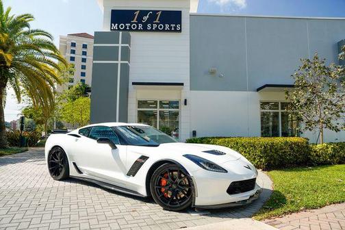 Arctic White 2019 Chevrolet Corvette Z06