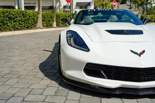 Arctic White 2019 Chevrolet Corvette Z06