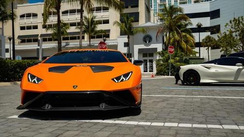 2022 Lamborghini Huracan STO Coupe