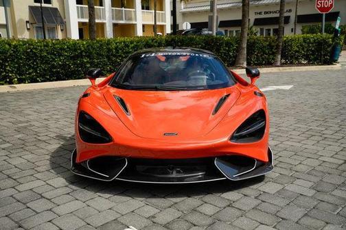 2021 McLaren 765LT Coupe