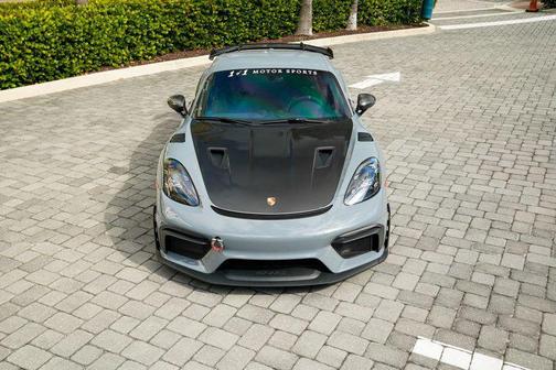 2024 Porsche 718 Cayman GT4 RS