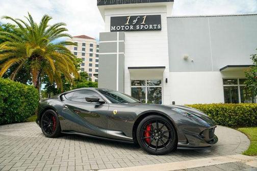 2020 Ferrari 812 Superfast Base