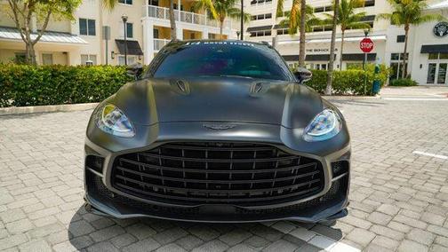 2023 Aston Martin DBX 707