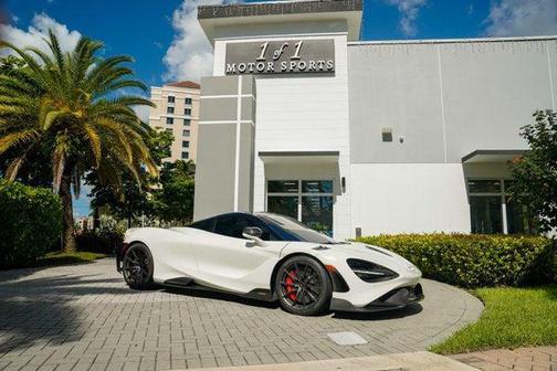 2021 McLaren 765LT Coupe
