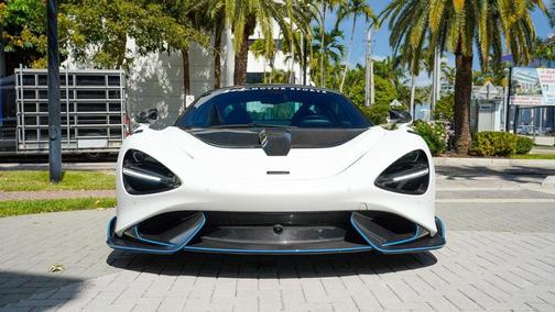 2021 McLaren 765LT Coupe