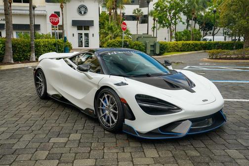 2021 McLaren 765LT Coupe