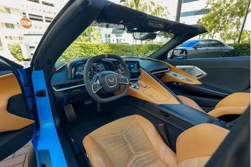 2023 Chevrolet Corvette Stingray w/2LT