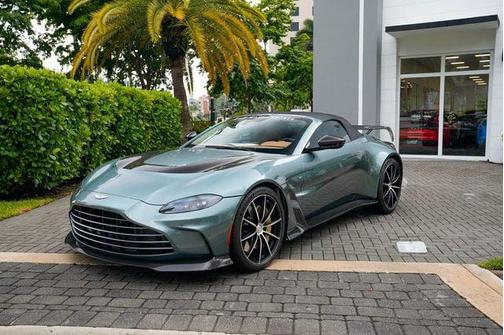 2023 Aston Martin Vantage V12 Roadster