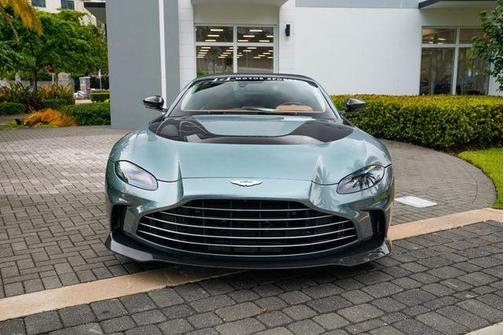 2023 Aston Martin Vantage V12 Roadster