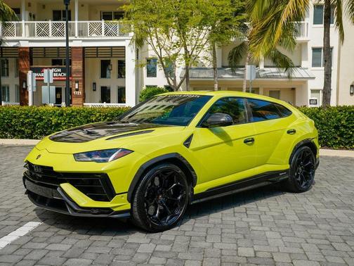 2024 Lamborghini Urus Performante