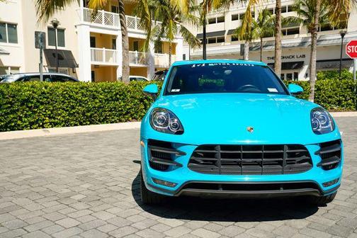2016 Porsche Macan Turbo