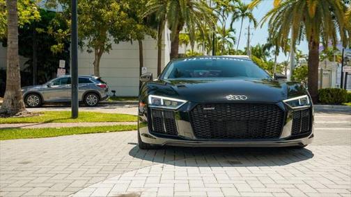 2017 Audi R8 5.2 V10 plus
