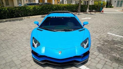 2017 Lamborghini Aventador LP750-4 Superveloce