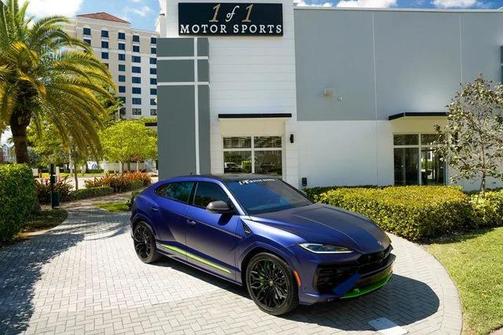 2025 Lamborghini Urus SE