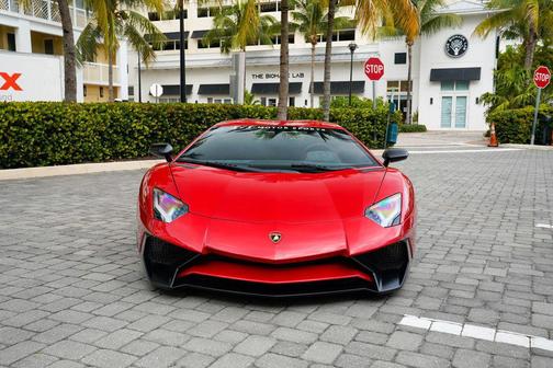 2016 Lamborghini Aventador LP750-4 Superveloce