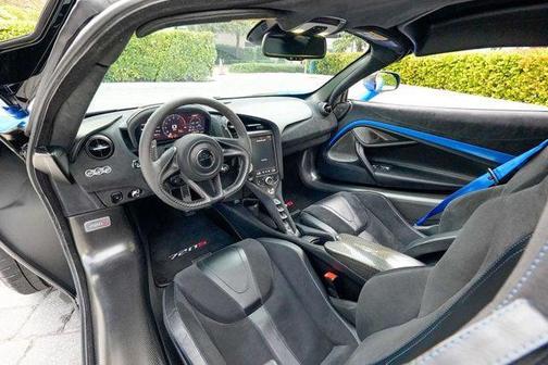 2018 McLaren 720S Base