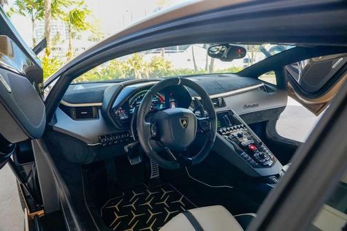 2020 Lamborghini Aventador SVJ SVJ Coupe