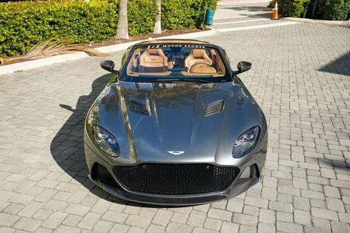 2023 Aston Martin DBS Volante
