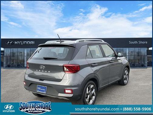 2025 Hyundai VENUE Limited