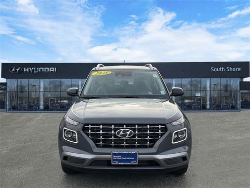 2025 Hyundai VENUE Limited