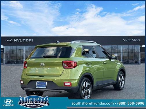 2022 Hyundai VENUE SEL