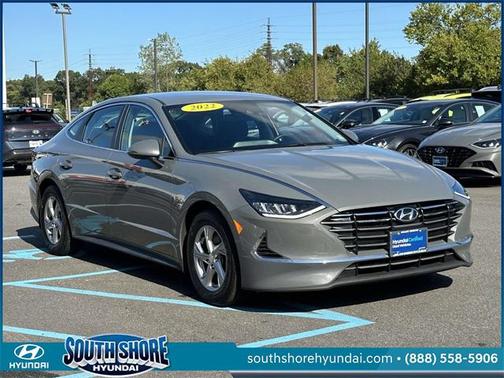 2022 Hyundai SONATA SE