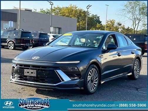 2024 Hyundai SONATA Hybrid Limited
