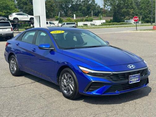 2024 Hyundai ELANTRA HEV Blue