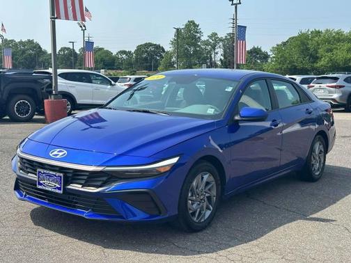 2024 Hyundai ELANTRA HEV Blue